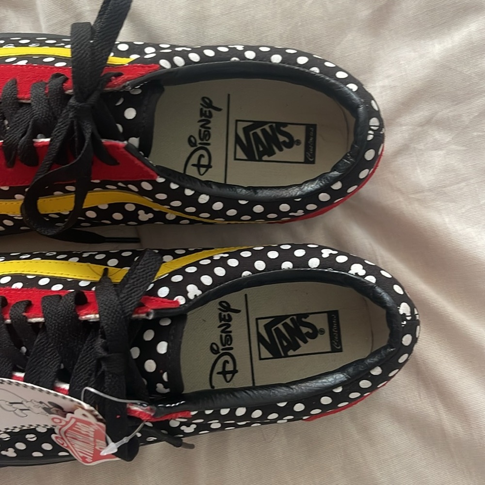 Vans Mens Disney Mickey Mouse Sneakers - Picture 8 of 12